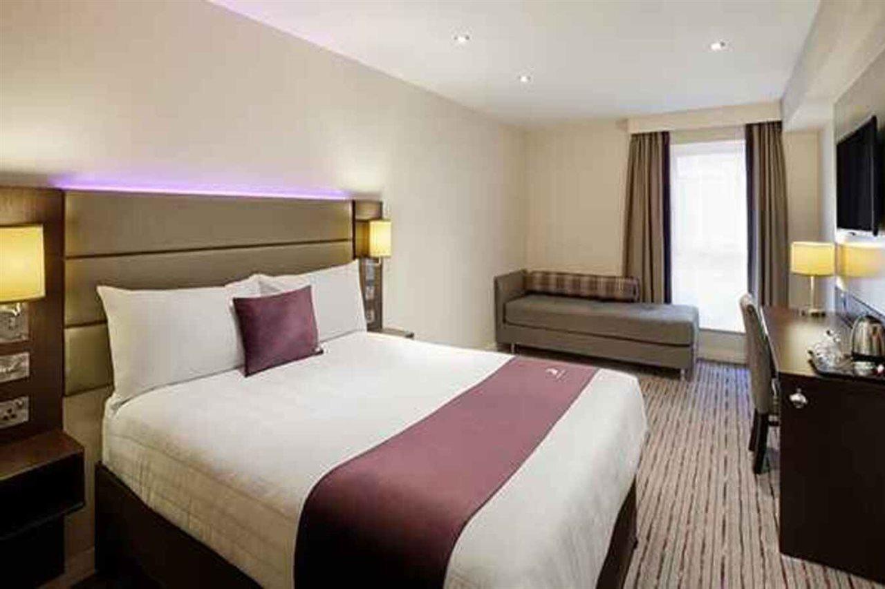 Premier Inn Oxford Botley South Hinksey ภายนอก รูปภาพ