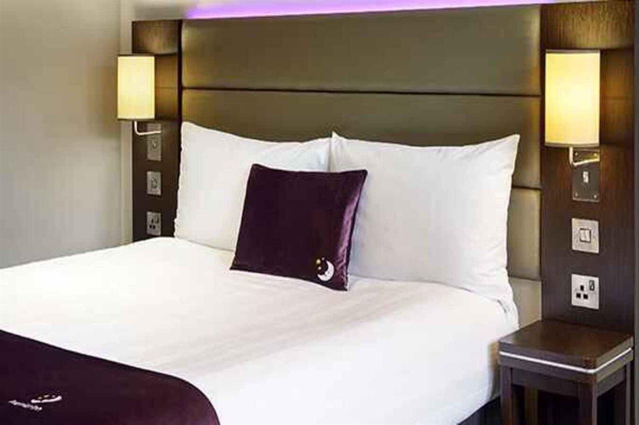 Premier Inn Oxford Botley South Hinksey ภายนอก รูปภาพ